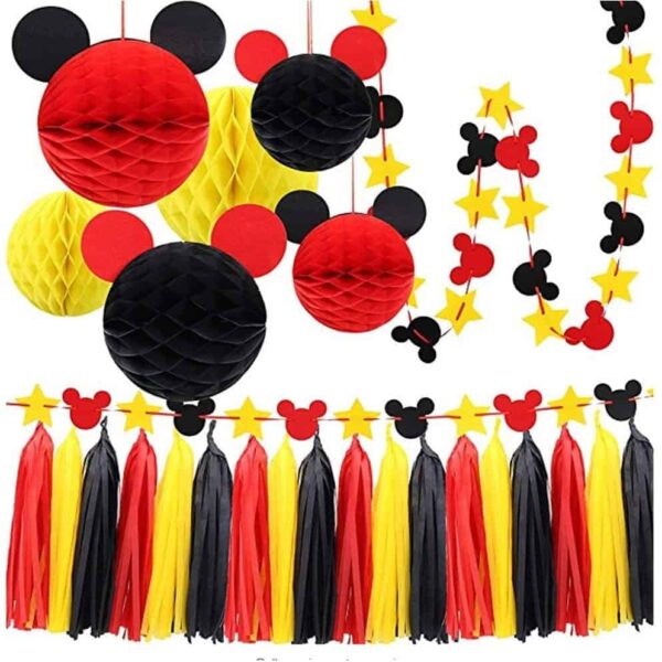 цветни празнични декорации с Mickey Mouse мотиви, пухкави хартиени балони и гирлянди за детско парти, подходящи за тематични събития, детски празници и рождени дни.