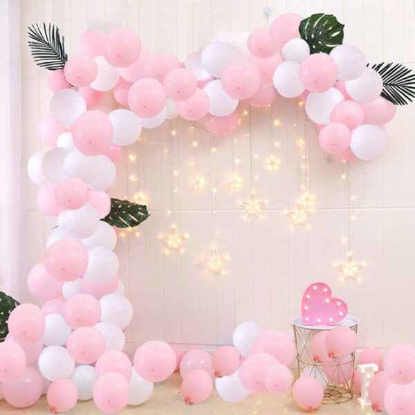 Цветя с балони за празнична декорация, фон за рожден ден или парти, украса с розови и бели листа, светлинни звезди и сърце, идеална за тържества и събития, Party Deluxe.