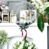 елегантна цветна украса с балон и свещи за събития, празници и делови събития.