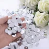 Flitter конфети за парти, празнични декорации, бели цветя и диаманти, подходящи за тържества, събития, украса за рожден ден, сватба, годишнина, елегантен празничен детайл.