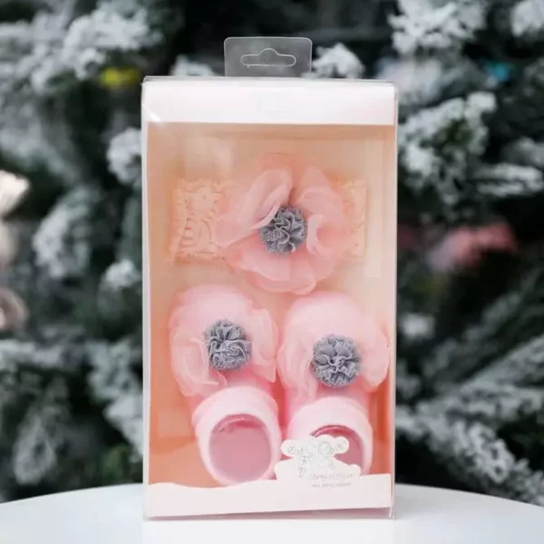 Файл: PartyDeluxe_Подаръчен комплект за празници розово и сиво.jpg.