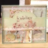 Scrapbook комплект за цветни проекти, персонализирани албуми и декорации за парти, творчески материали за хобита, изключително празнично настроение, Party Deluxe Bulgaria.