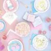 Рожденденски парти комплект за бебе или рожден ден, празнична маса с торта, сладки и украса, подходящи за момче или момиче, цветни тематични аксесоари, Party Deluxe България.