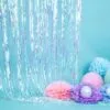 Пасхално декориране с цветни хартиени цветя и перлени топки, подходящо за партита и събития, стилна украса за весели празненства.