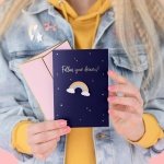 Луксозна картичка в син цвят FOLLOW YOUR DREAMS