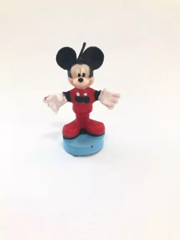 Микки Маус декоративна фигурка за парти или подарък, свързана с Disney и тематика на забавление.