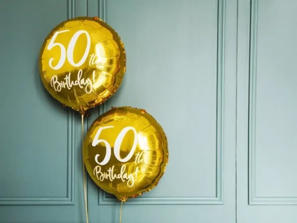 50 години рожден ден златни балони, отпразнувайте юбилей с Party Deluxe.