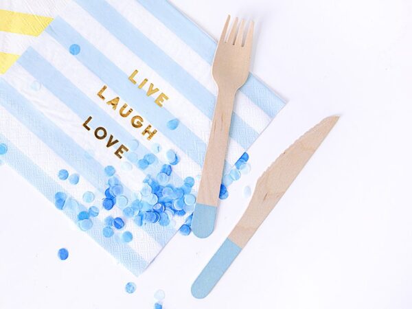 Лента за салфетки с послание за живее, смей се, обичай, подходяща за празненства и партита.