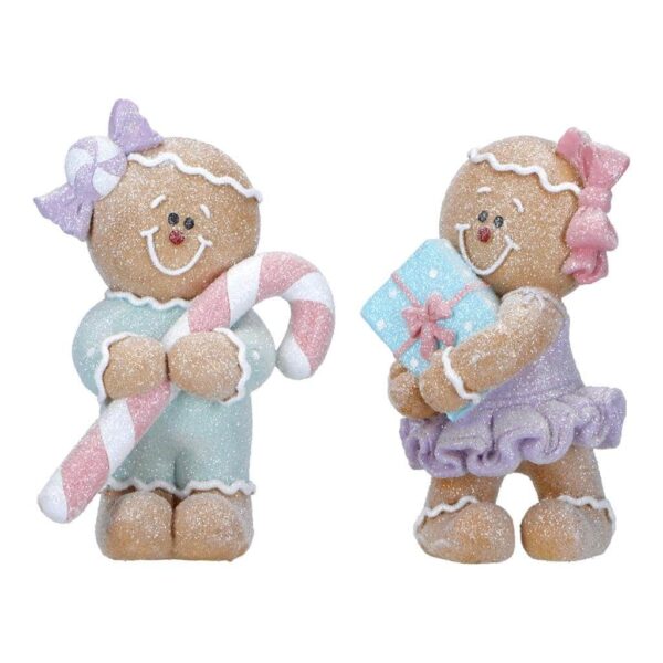 Цветни коледни бисквити във формата на щастливи деца с ружа, носещи бонбони и подаръци. Идеални за коледни партита, украса и празнична декорация.
